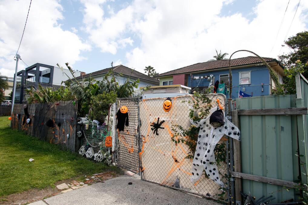 A ghoulish looking house at 68 Point Street in Bulli is decorated for Halloween. Picture: Anna Warr