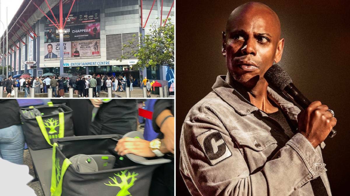 Dave Chappelle appeared in Wollongong Entertainment Centre. Phones were locked away in Yondr lock bags.