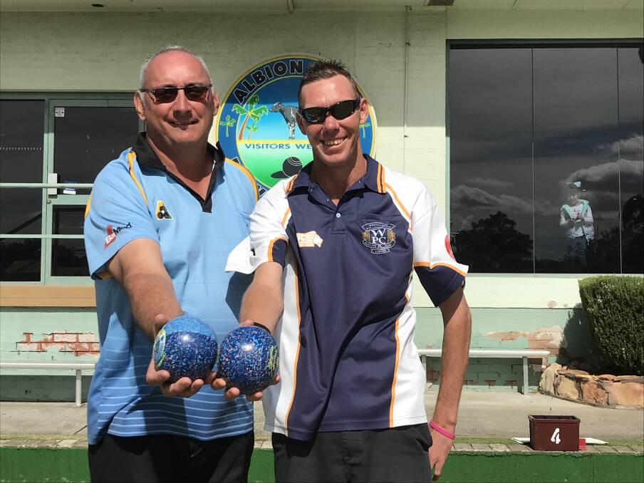 Decider: Finalist Pete Bonsor and champion Scott Bateup played out a great  Zone 16 Singles final at Albion Park BC. Picture: Mike Driscoll
