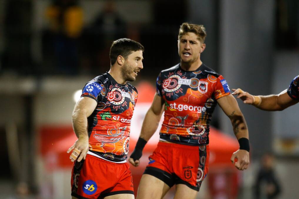 BIG CALL: The Dragons' efforts to extend the contract of skipper Ben Hunt will set the club up or back for years to come. Picture: Anna Warr