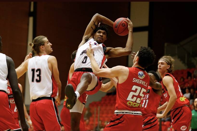 STANDOUT: Justin Simon had 14 points, five rebounds and eight steals on Thursday night. Picture: Twitter