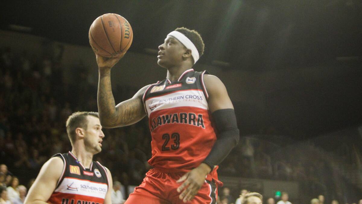 BACK IN FORM: Marvelle Harris had 14 points in the Hawks 95-92 win over Adelaide on Saturday. Picture: Georgia Matts.