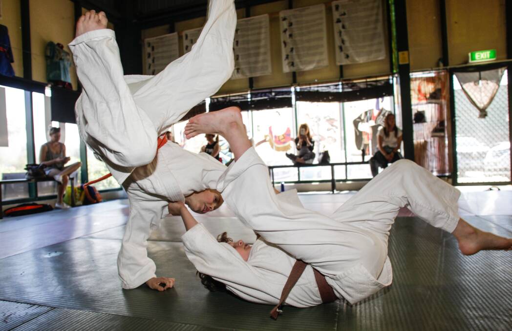 TUNE UP: NSW junior reps John Perry and Jacob Hastings hone their skills ahead of this weekend's Kodokan National Championships in Wollongong. Picture: Georgia Matts
