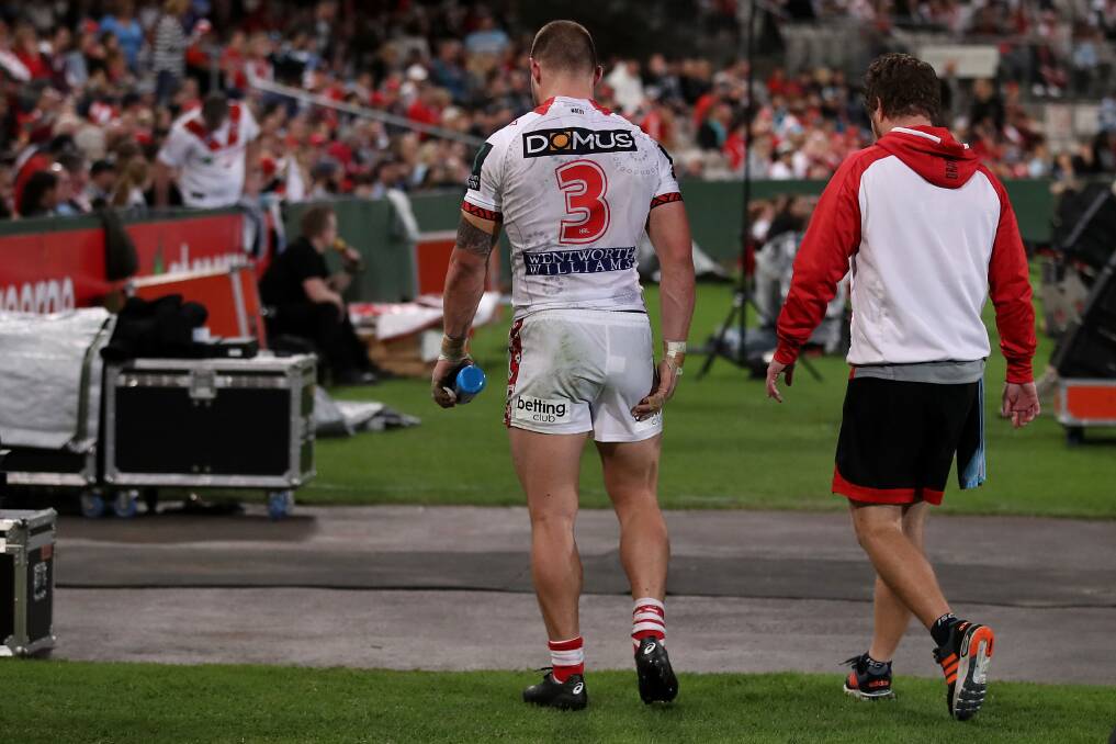 Euan Aitken comes from the field in the Dragons' 18-14 loss to Cronulla.