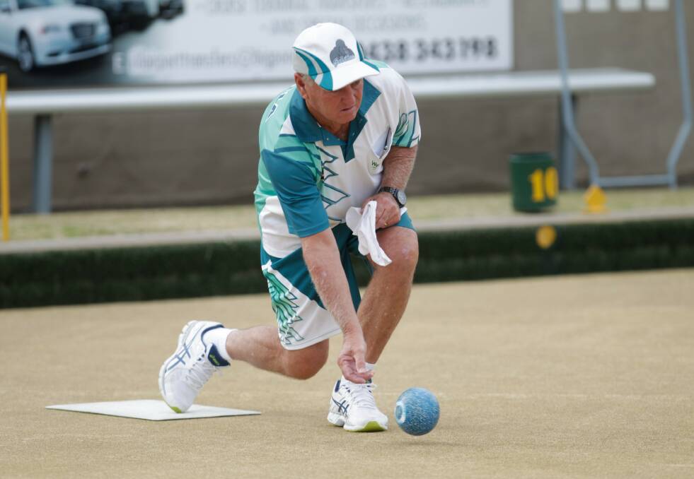 Contender: Warilla’s Geoff McGillivary will be among the top bowlers competing in the Wayne Crane Over 50s Pairs at Warilla. Picture: Rob Peet