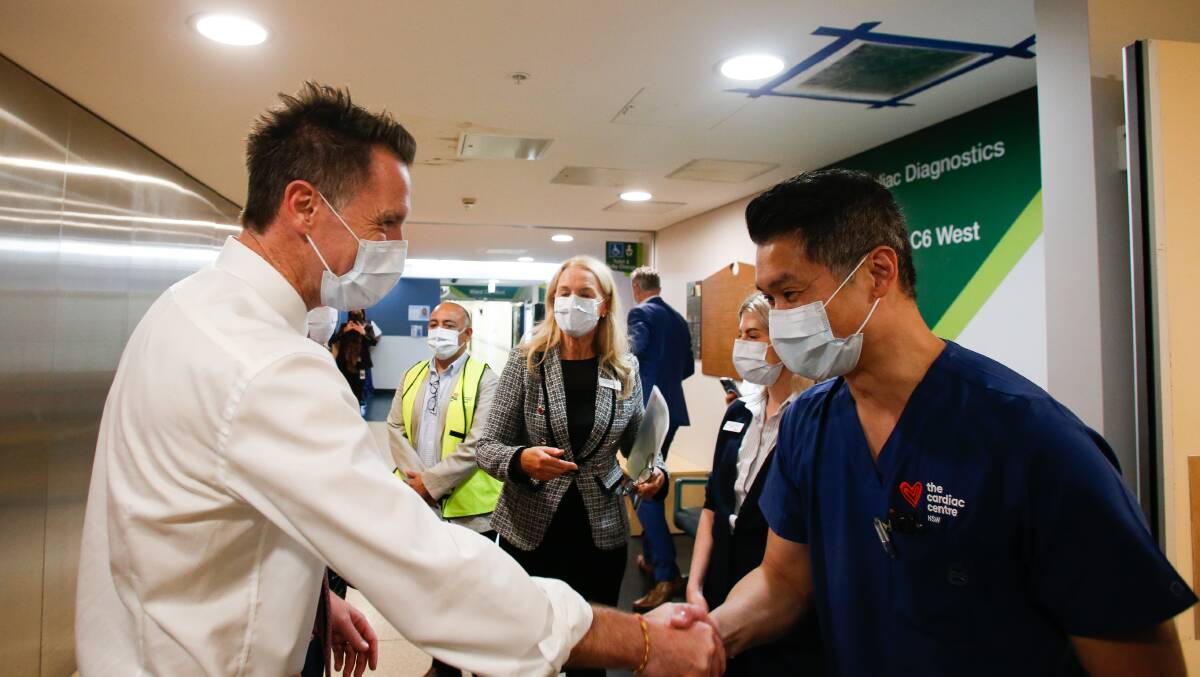 NSW Premier Chris Minns meets Dr Astin Lee, Head of Cardiac Services at Illawarra Shoalhaven Local Health District. Picture by Anna Warr