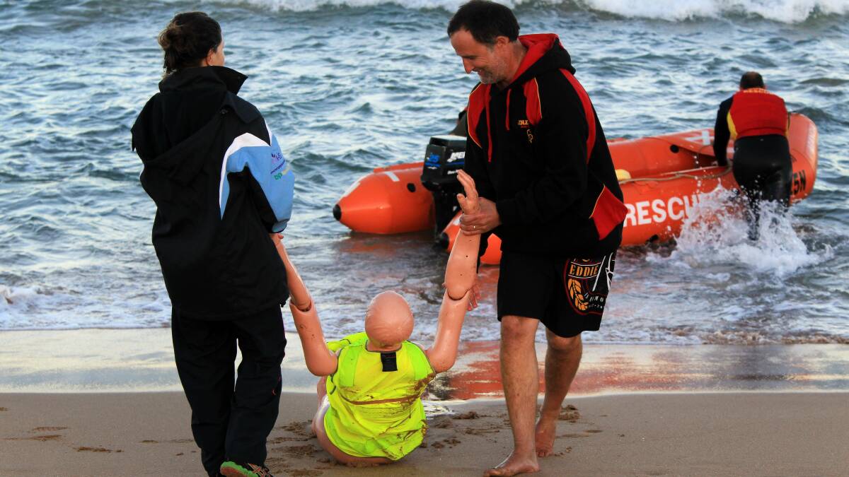 Why you'll see choppers, ambos and surf life saving crews on Woonona Beach