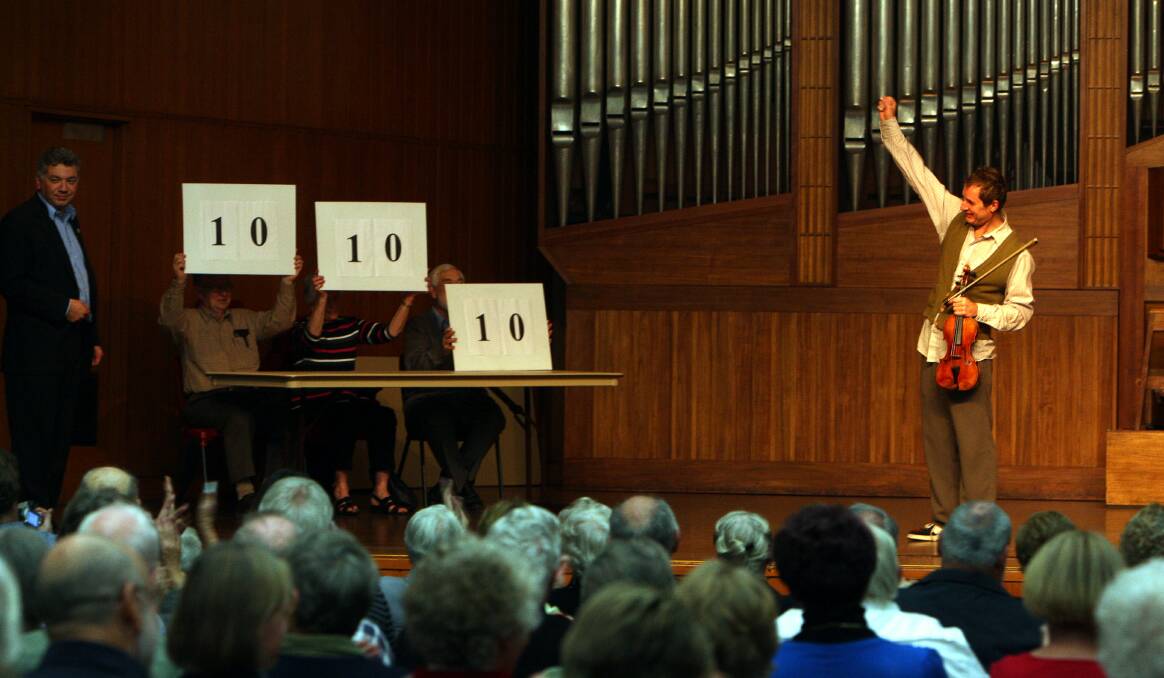 2008: Tognetti played Paganini for a crowd including the council administrators and was credited with helping save the Wollongong Town Hall.
