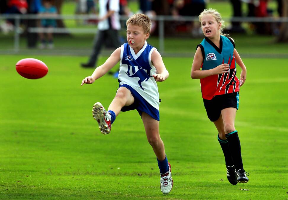 Roo beauty: Sam Thorne playing for Figtree under 10s in 2011.