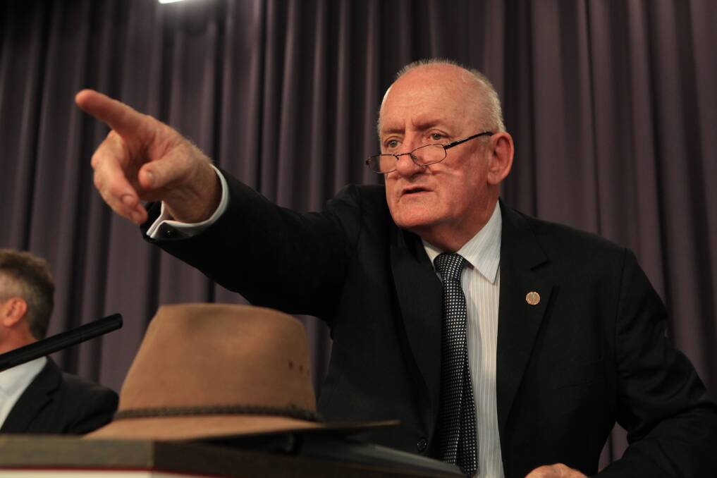 Former deputy Prime Minister Tim Fischer thinks the Illawarra needs a rail tunnel in the northern suburbs. Picture: Alex Ellinghausen