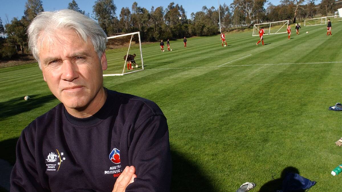 Veteran mentor: Steve O'Connor during his time at the Australia Institute of Sport. Picture: Martin Jones. 