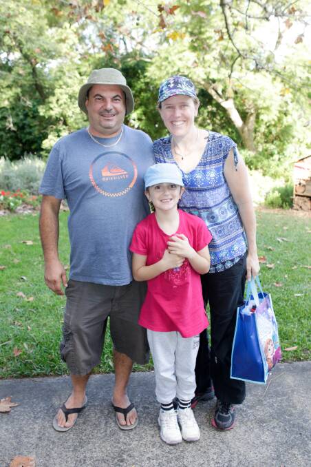 MERCURY NEWS GARDENS OPEN DAY Pic shows L-R ​
Colin Simic, Tiana Simic and Emma Simic at the Wollongong Botanic Gardens open day.   28th of May 2017. Photo: Adam McLean