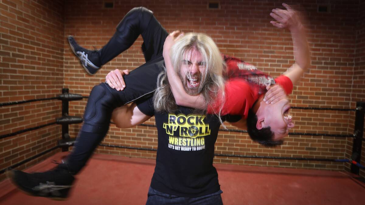 MERCURY WEEKENDER  ROCK AND ROLL WRESTLING Pic shows wrestler Luke Potter at his wrestling school Rock 'n' Roll Wrestling in Cringilla. The local wrestling group are having tryouts for aspiring wrestlers next weekend. 18th of September 2017 Story by Brendan Crabb. Photo: Adam McLean