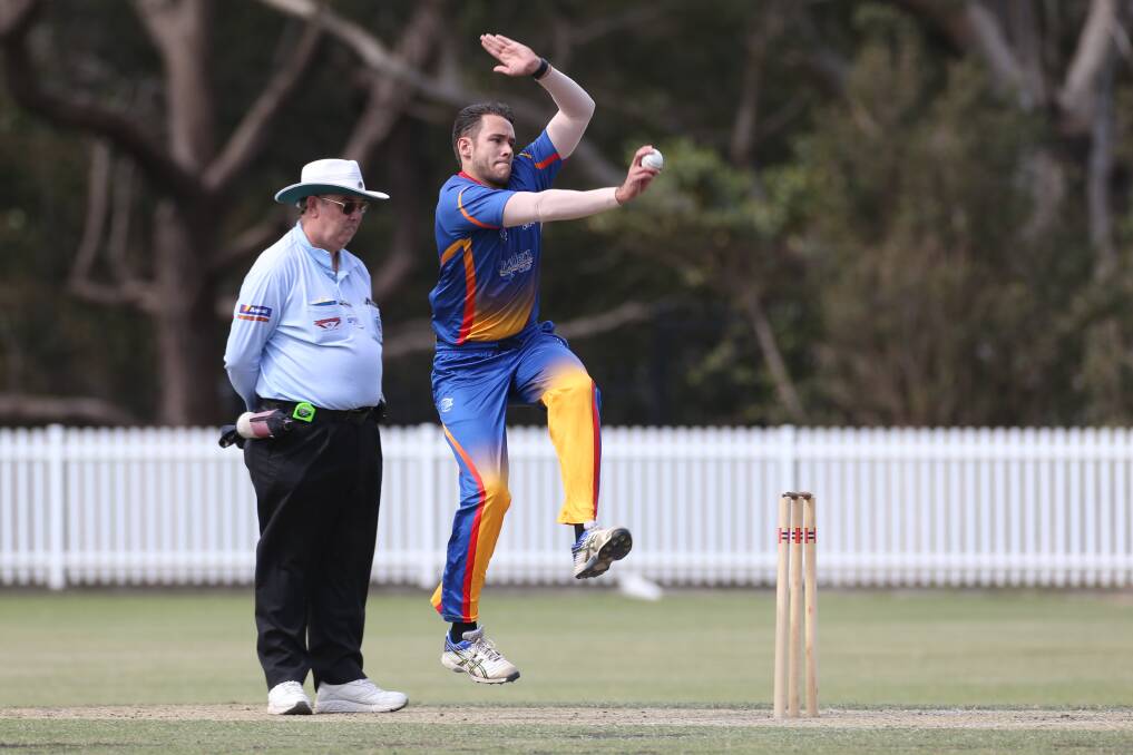 Ready, aim: Uni bowler Rhys Voysey fires one down in Saturday's Twenty20 match against Wollongong. Picture: Georgia Matts