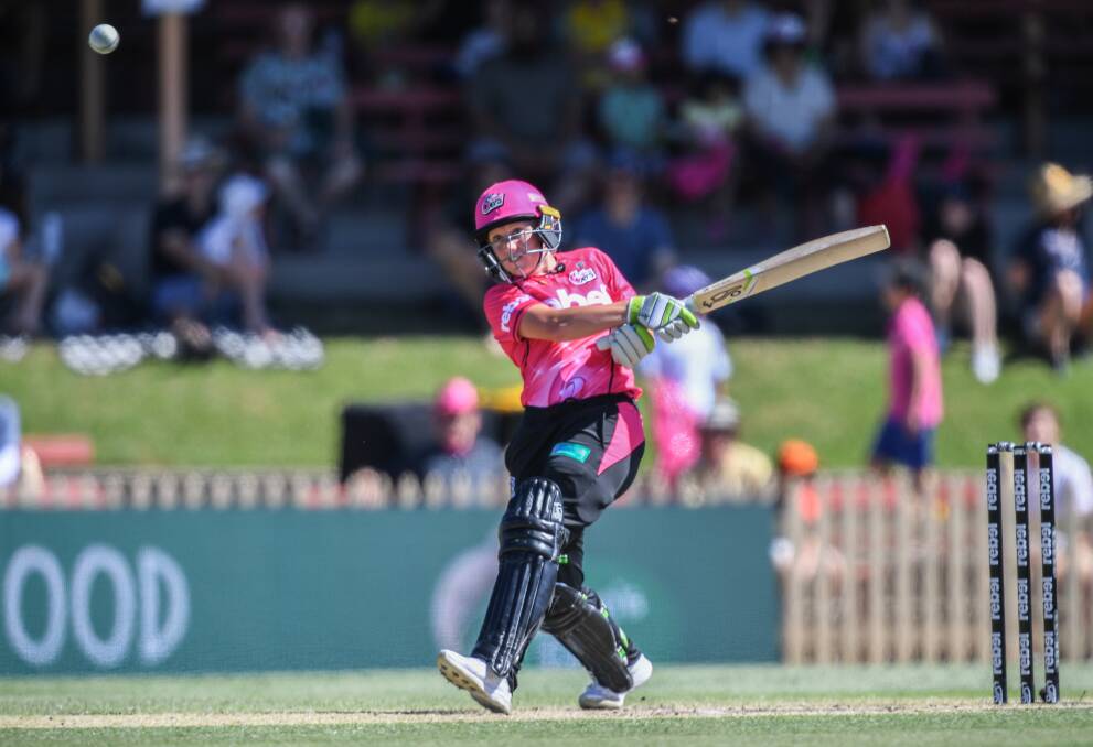 WOLLONGONG BOUND: Sydney Sixers star Alyssa Healy hits the ball during the Women's Big Bash League against Sydney Thunder. Picture: AAP