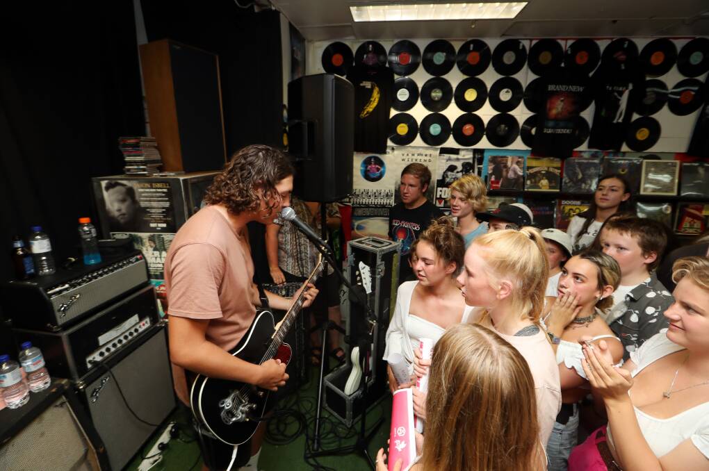 Hockey Dad (Zach Stephenson pictured) performing an in store appearance in Wollongong in 2018. Picture: Sylvia Liber