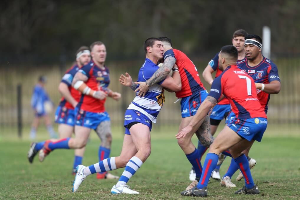 DO OVER: Thirroul winger Tom Simpson on the charge in last year's major semi-final. Picture: Georgia Matts 