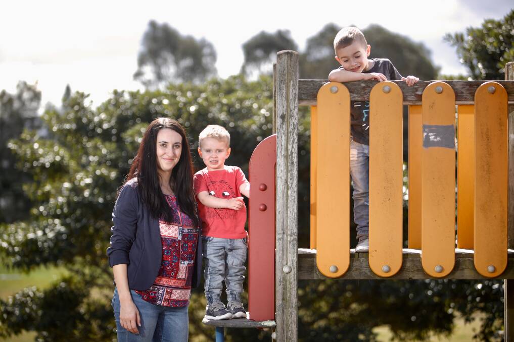 INDEPENDENT: No Dapto Jail council candidate Ami Beck with her sons Elijah (4) and Reuben (2). Picture: ADAM McLEAN.