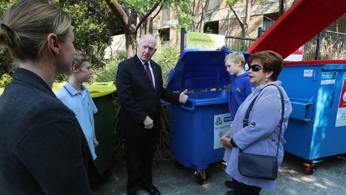 THUMBS UP: Governor General Sir Peter Cosgrove and Lady Cosgrove check out the waste efforts of Kiama High School twins Mathew Lawson and Roy Lawson. Picture: Sylvia Liber