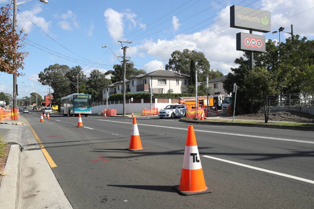 A lot of people are unhappy about Wollongong City Council's decision to install another set of traffic lights along the Princes Highway at Unanderra. Picture: Adam McLean