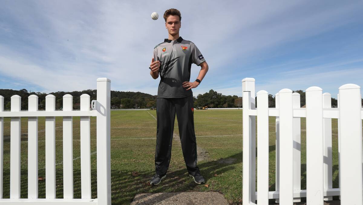 Growing up: Iain Carlisle is set to go from bowling on Figtree Oval to bowling on Blundstone Arena. Picture: Robert Peet. 