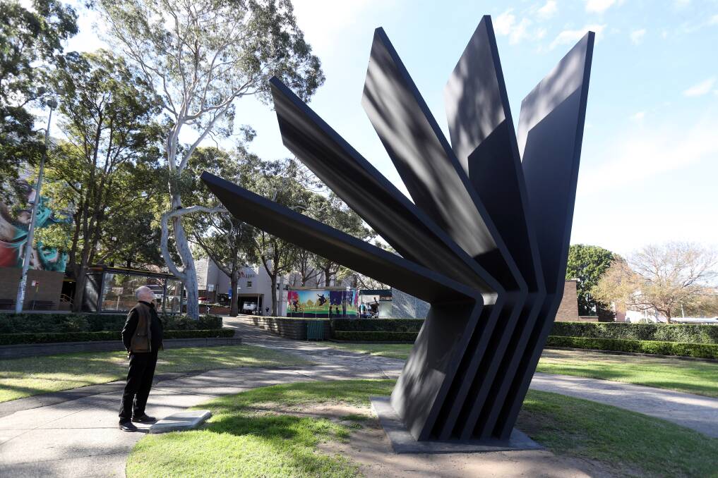 TALKING POINT: Former director of Wollongong Art Gallery Tony Bond had the Nike commissioned for MacCabe Park from artist Ken Unsworth. He's curated a new exhibition of Unsworth's works which begins Sunday. Picture: Robert Peet