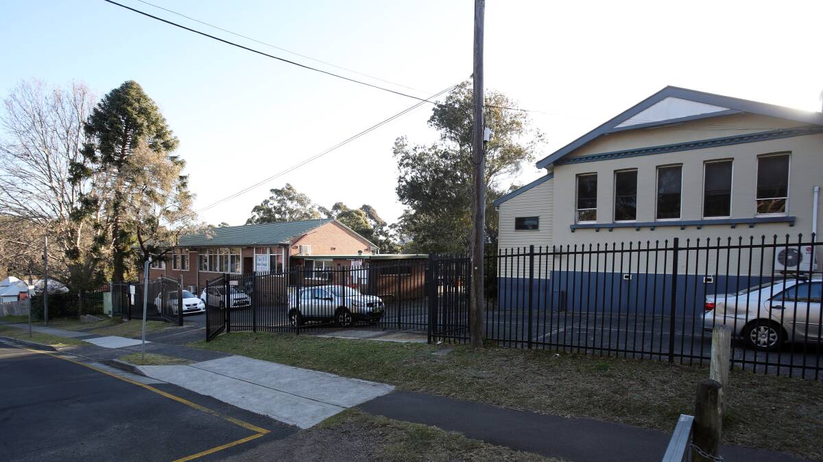 NOT HAPPY: Helensburgh Public School parents fears the Department of Education's crackdown on out-of-area enrolments will give students only one high school option. Picture: Robert Peet