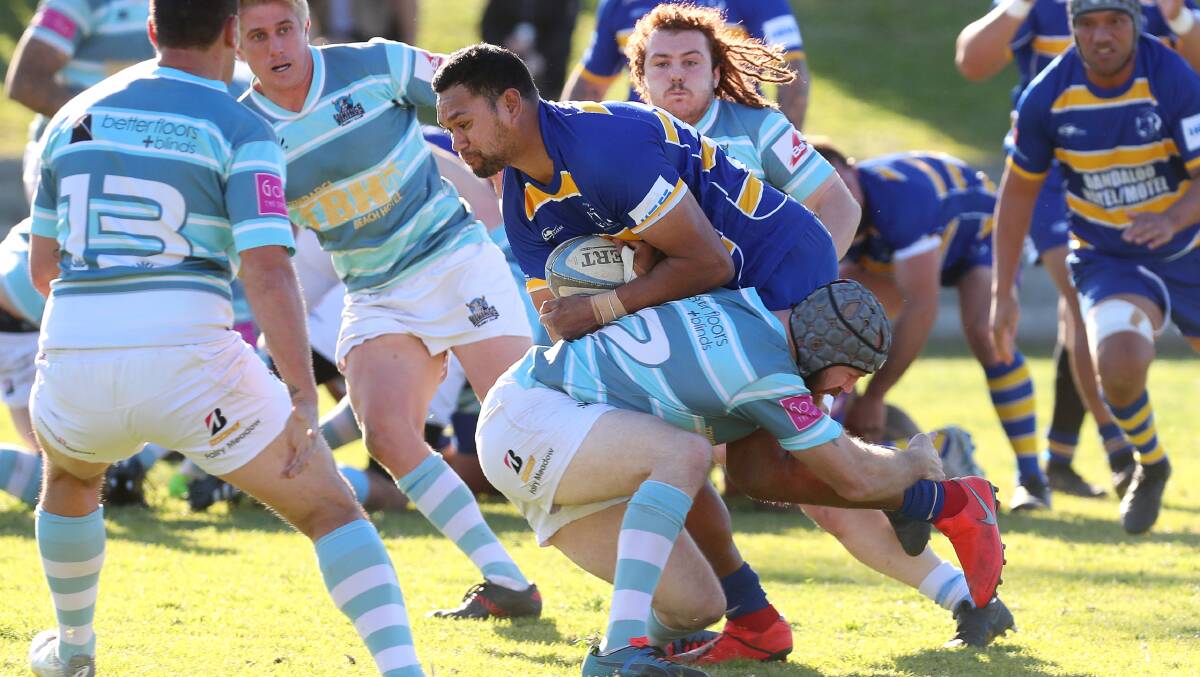 Game breaker: Andre Itula played a major role in helping Avondale to a draw with Vikings on Saturday. Picture: Sylvia Liber.