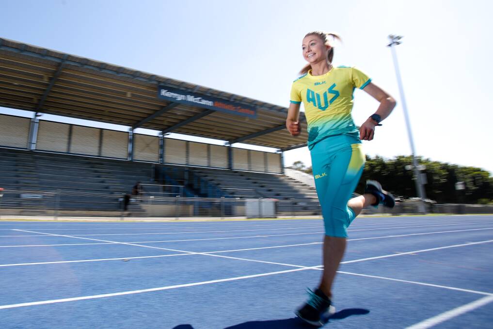 Return to racing: Jessica Hull will contest a virtual 3000 metre event in Bankstown on Sunday. Picture: Adam McLean.