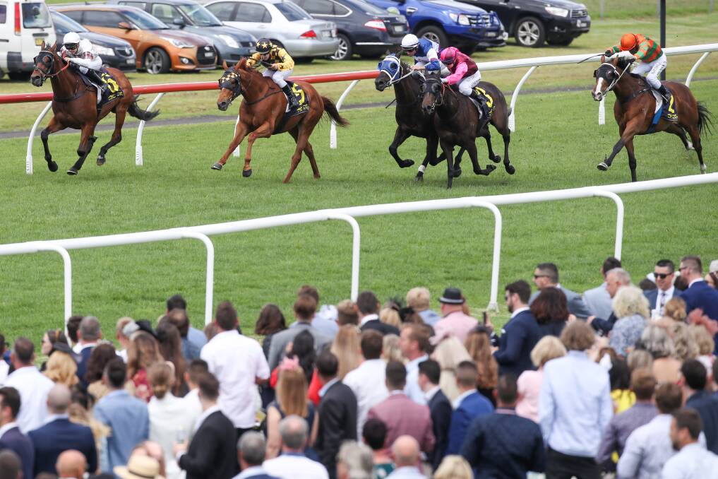Big day: Illawarra Turf Club officials are expecting a record crowd for the inaugural The Gong. Picture: Adam McLean
