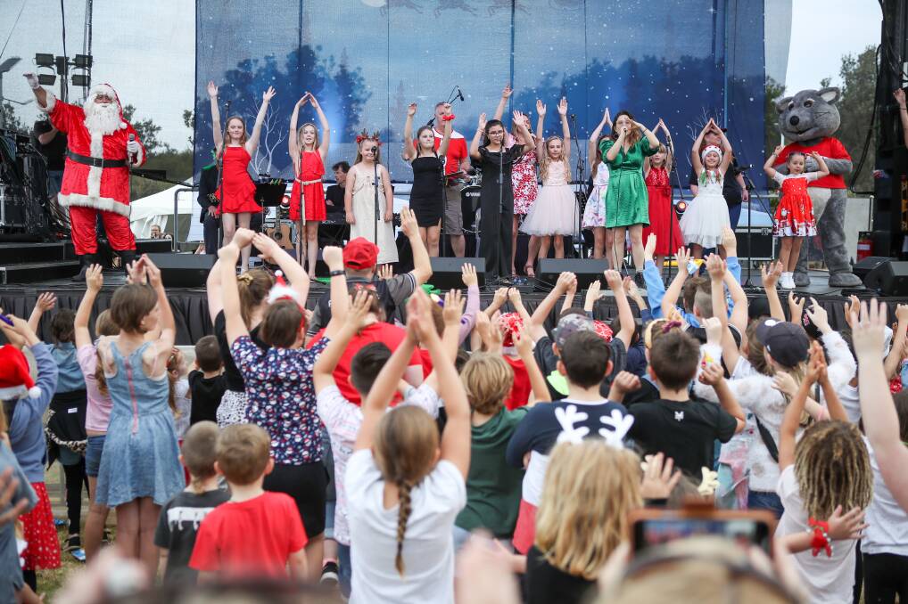 FAMILY FRIENDLY: Shellharbour attracts thousands to their annual Carols by Candlelight. The carols will not go ahead in its current form, according to Mayor Marianne Saliba. Picture: Adam McLean.