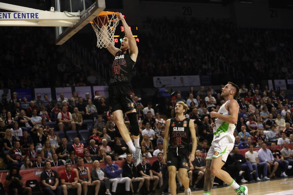 ON THE UP: Angus Glover was one of six Hawks to earn a Boomers call-up this week. Picture: Sylvia Liber.