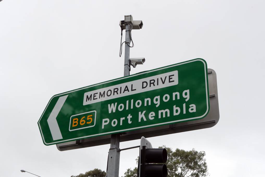 A new red-light speed camera installed at the intersection of Memorial Drive and Towradgi Road. Picture: Robert Peet
