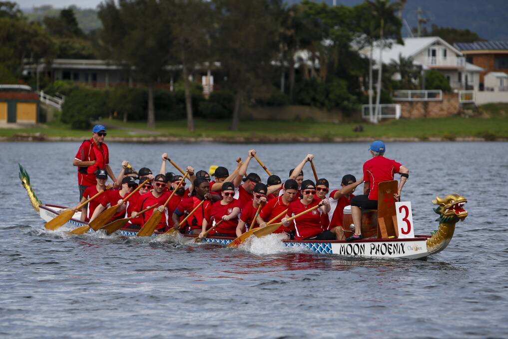 FLASHBACK: MMJ team competes in the Dragon Boat Challenge in 2020, part of the Shellharbour City Festival of Sport. Picture: Anna Warr