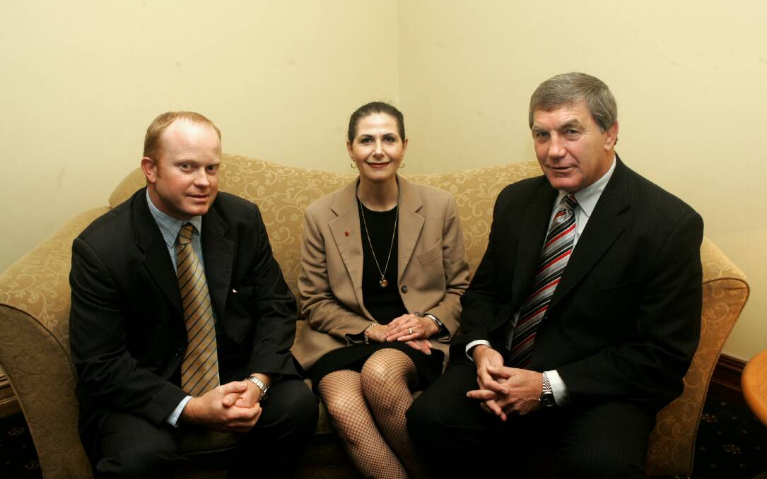 With Mark Grimson (left) and Terry Wetherall at a 2005 Illawarra Business Chamber luncheon.