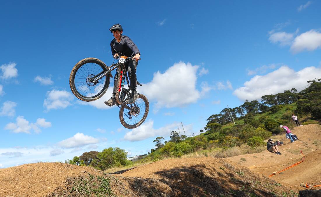 Action at the 2023 Illawarra mountain bike schools competition at the Cringila Hills track. Picture by Adam McLean.