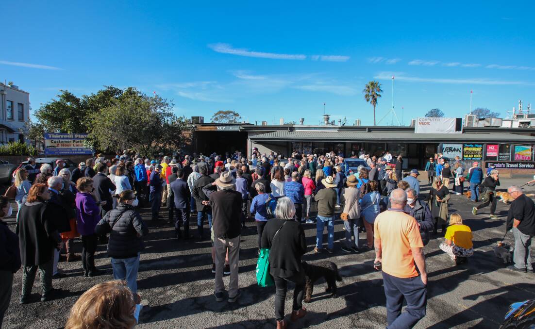 Thirroul residents turned out for the Land and Environment Court's site visit in July.