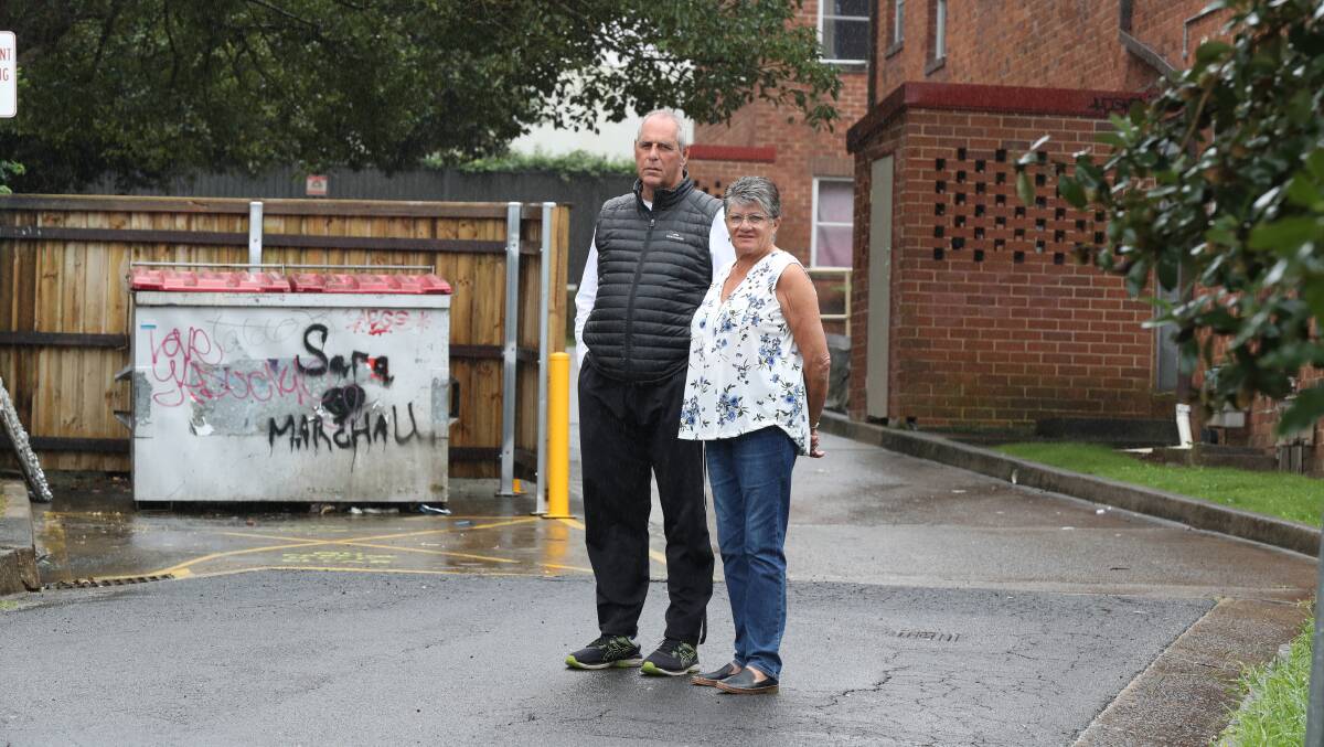 Wilson Street residents Les Wilson and Kaye Mulligan say this nearby bin is a nuisance. Picture: Robert Peet