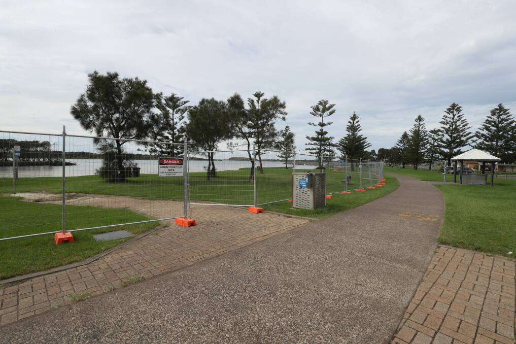 Temporary construction fencing at Reddall Reserve. Picture by Robert Peet.