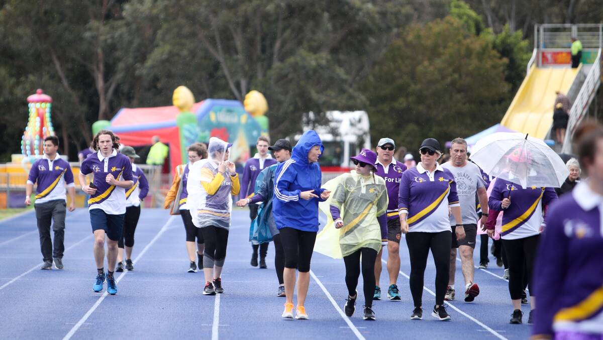 Hundreds usually take to the track at Wollongong's Relay for Life but the threat of COVID-19 has led to a new format for the 2020 event. Picture: Adam McLean