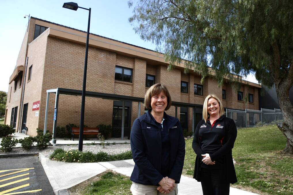 District disaster manager Monica Dale and Shellharbour COVID-19 Assessment Clinic foundation manager Tracey Hinke. Picture: Adam McLean