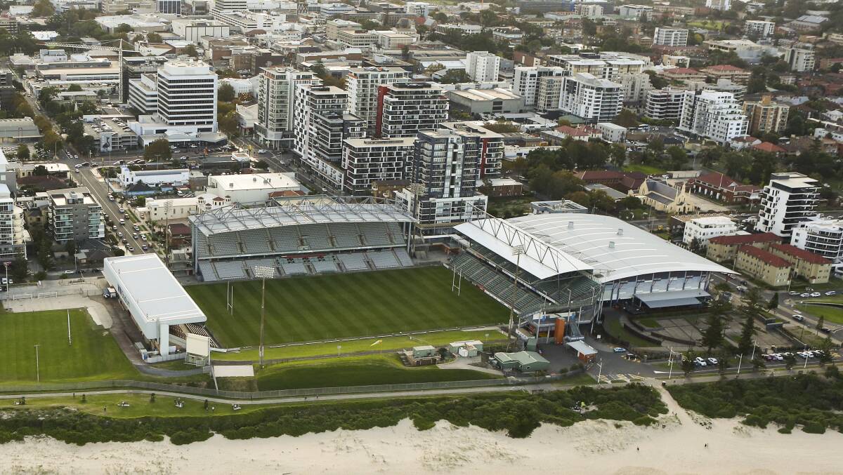 Crowd control: The state government's Events Taskforce is working with NSW Health to assess increasing capacity at WIN Stadium. Picture: Anna Warr