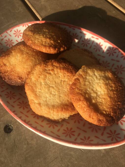 Zesty macadamia cookies