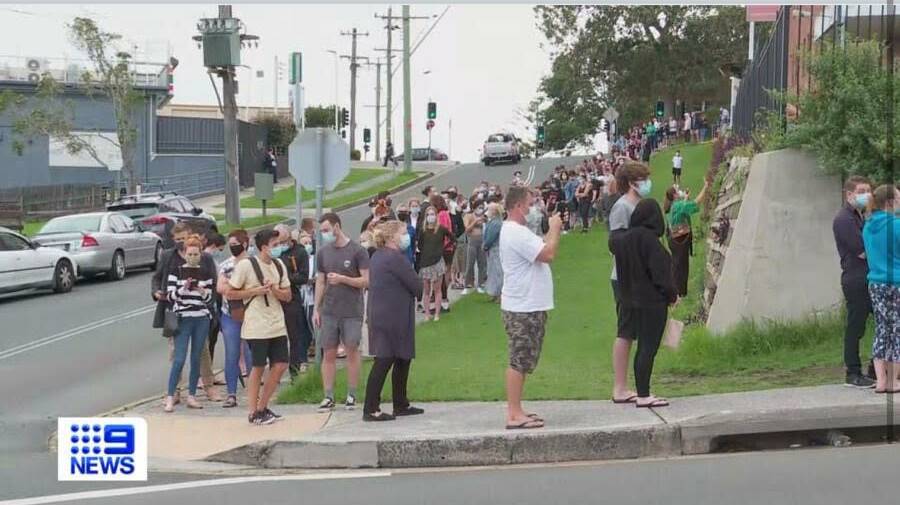 The scene outside Wollongong Hospital's COVID-19 assessment clinic late on Tuesday. Picture: Channel 9