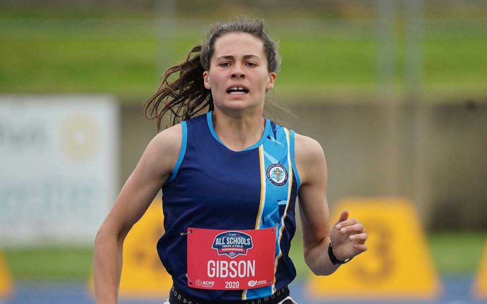 Naomi Gibson competing in the 800m at the NSW All Schools meet. Picture: Dave Tarbotton