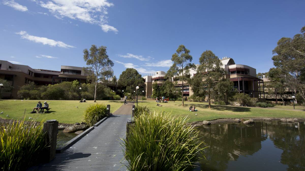 Good Universities Guide rank UOW NSW's best in several categories