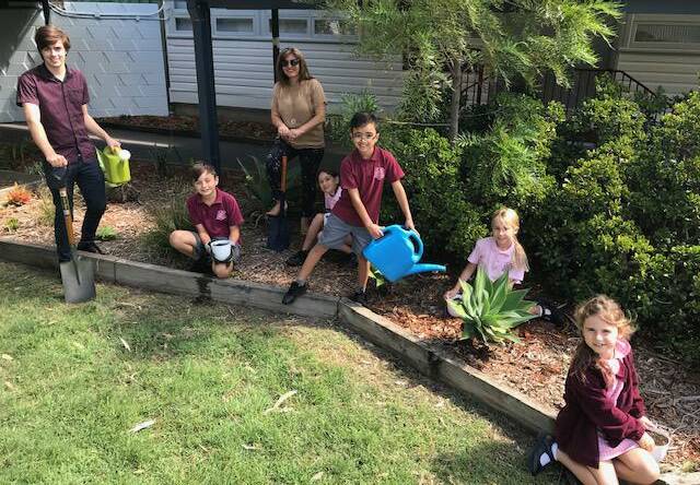 Illawarra kids kept home as schools lift spirits amidst COVID-19 crisis