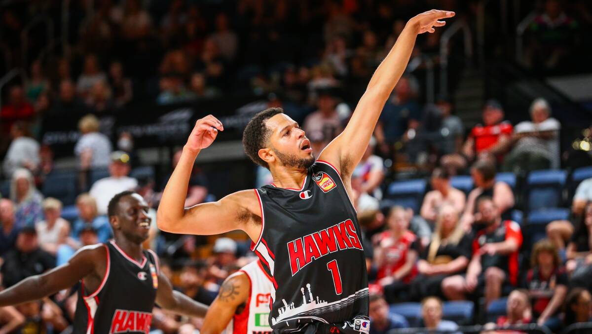 Tyler Harvey was back to his brilliant best, hitting a game-high 25 points in the Illawarra Hawks 100-72 win over South East Melbourne Phoenix on Saturday, December 16. Picture by Wesley Lonergan