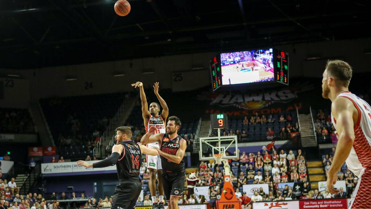 Perth Wildcats guard Bryce Cotton pictured here playing against the Illawarra Hawks in 2021. Picture by Adam McLean