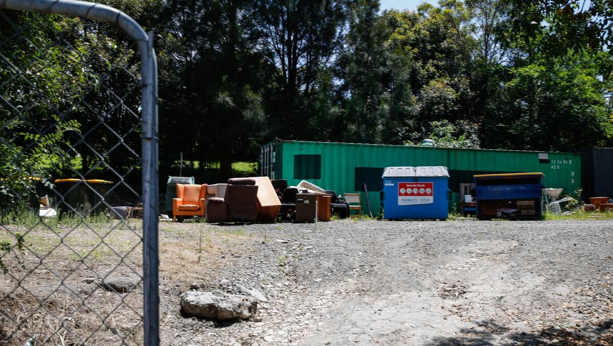 NOT HAPPY: Illawarra Multicultural Village resident Bill Williamson is unhappy about all the rubbish that is left on the land alongside his unit. Picture: Anna Warr